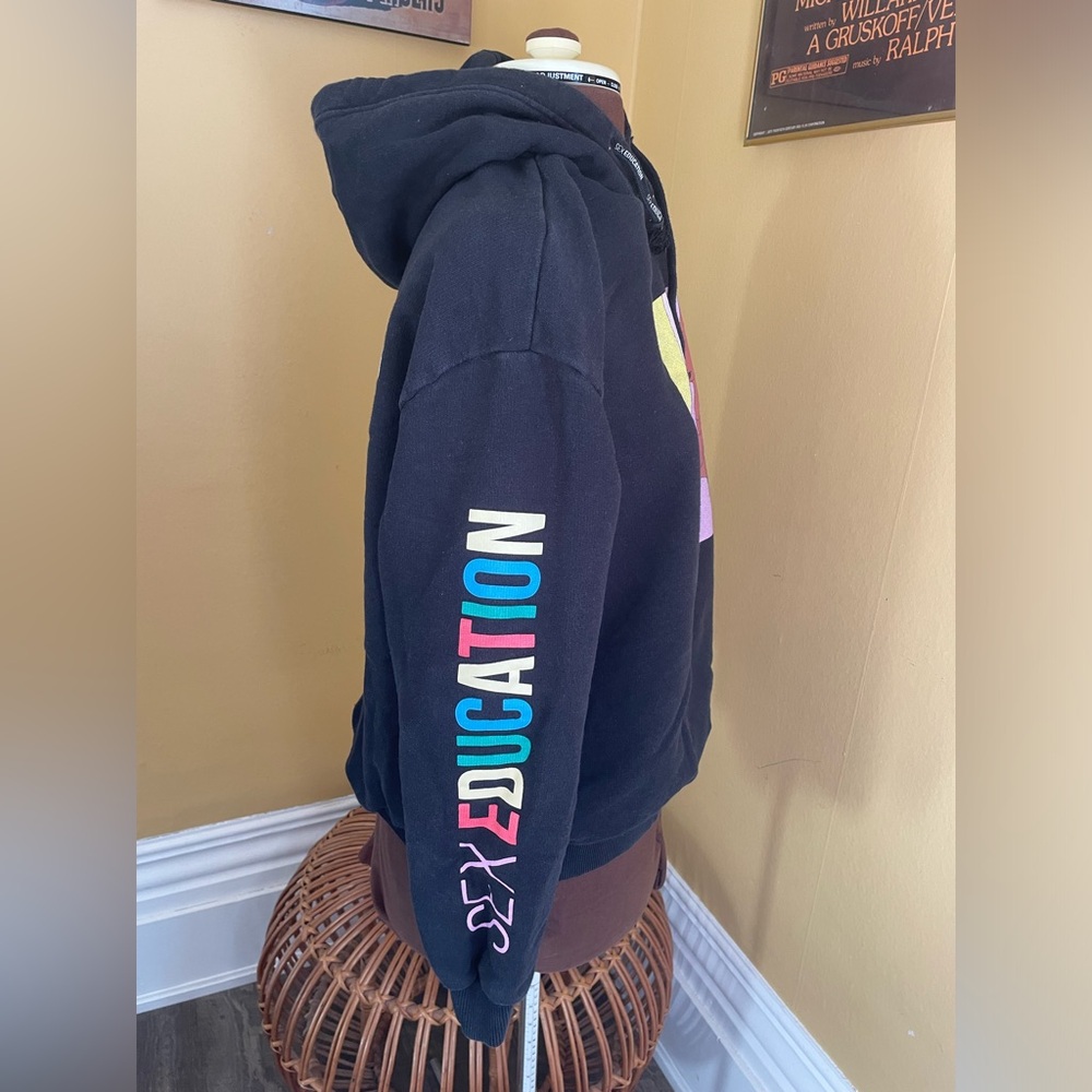 Women’s Pull & Bear/ Sex Education Hoodie ( Small ) - Picture 3 of 5